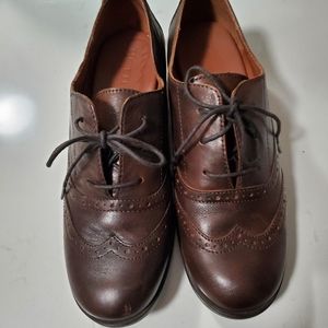 Born Brown Lace Up Leather Wingtips Size 7